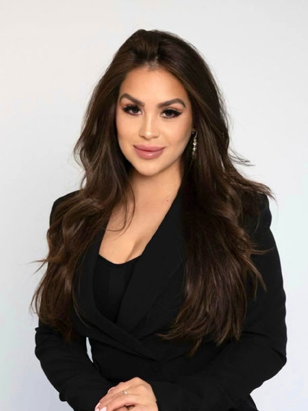 Karla  Burga